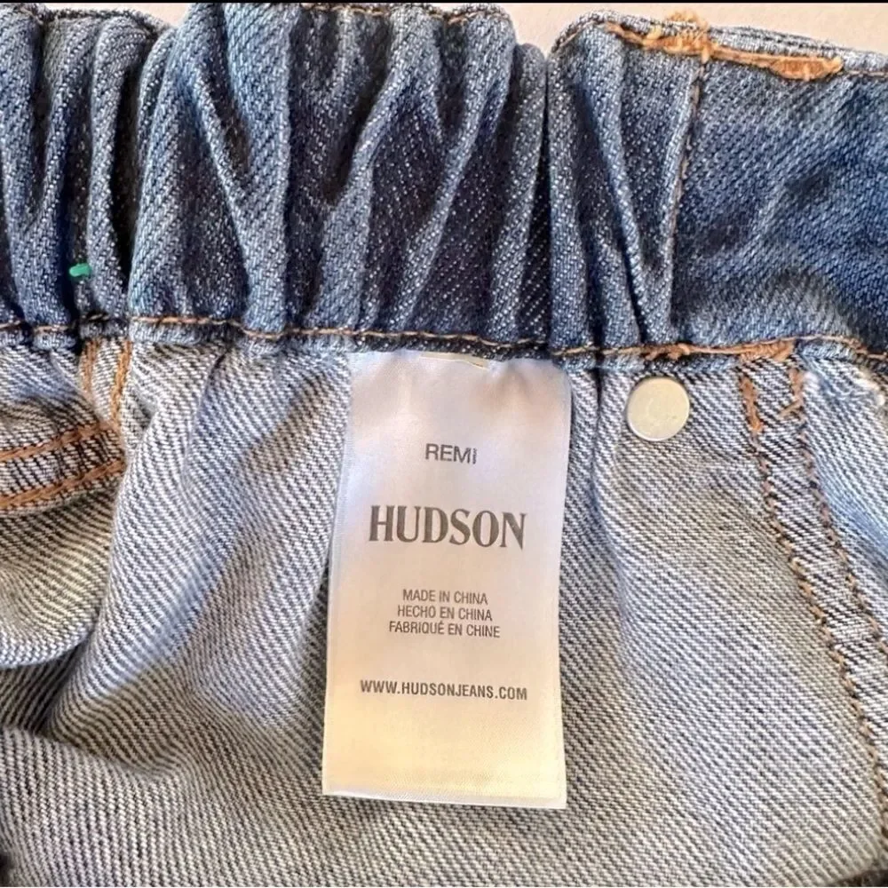 Hudson Remi High-Rise Straight Leg Jeans in Blue 26
